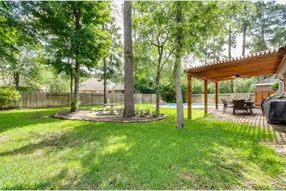 10 Caelin Court, The Woodlands, TX 77382 - Photo 34