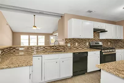 8235 Alabaster Drive, Houston, TX 77083 - Photo 14