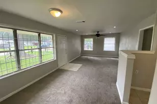 5322 Dewberry St, Houston, TX 77021 - Photo 2