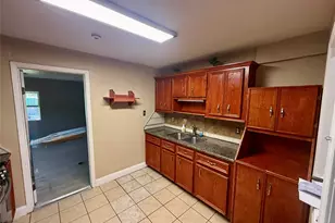 506 Ogilvie St, Houston, TX 77017 - Photo 8