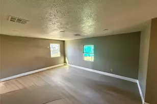 506 Ogilvie St, Houston, TX 77017 - Photo 10