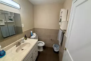 506 Ogilvie St, Houston, TX 77017 - Photo 14