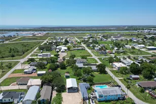 307 Center St, Matagorda, TX 77457 - Photo 38