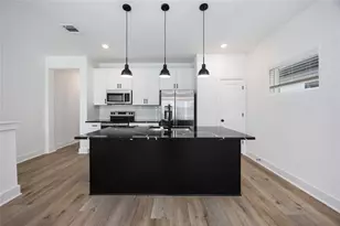 8019 Cora Street St, Houston, TX 77088 - Photo 8