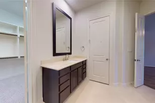 1708 Upland Lakes, Houston, TX 77043 - Photo 20