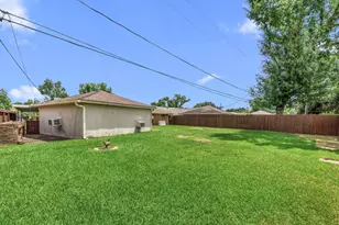 1714 Droxford Dr, Houston, TX 77008 - Photo 32