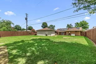 1714 Droxford Dr, Houston, TX 77008 - Photo 30