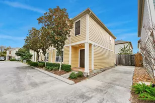 1714 Redwing Bluff Dr, Houston, TX 77009 - Photo 2