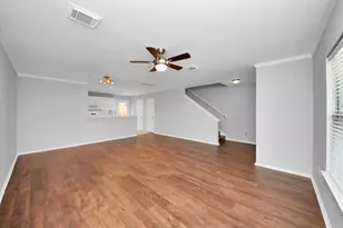 1714 Redwing Bluff Dr, Houston, TX 77009 - Photo 10