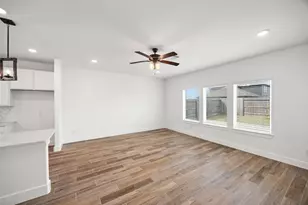 734 Stagecoach Dr, Dayton, TX 77535 - Photo 14