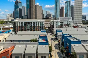 840 Robin St, Houston, TX 77019 - Photo 36