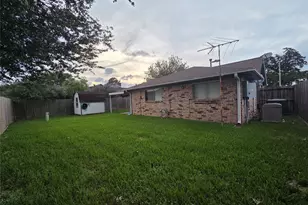1518 Wentwood Dr, Pasadena, TX 77504 - Photo 14