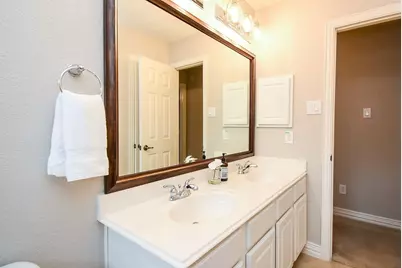 12002 Cedar Creek Drive, Pearland, TX 77584 - Photo 36