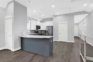 6118 Truro St, Houston, TX 77007 - Photo 12