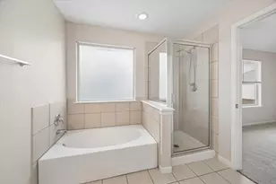 6051 Yorkglen Manor Ln, Houston, TX 77084 - Photo 12