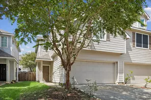 6051 Yorkglen Manor Ln, Houston, TX 77084 - Photo 2