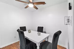 2003 Counter Point Dr, Houston, TX 77055 - Photo 12