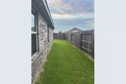 4311 Cedar Elm Street, Baytown, TX 77521 - Photo 10