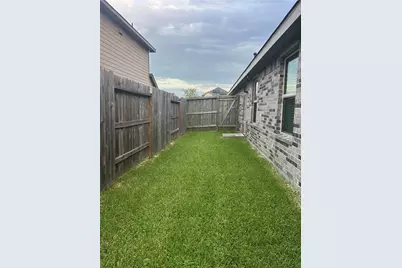 4311 Cedar Elm Street, Baytown, TX 77521 - Photo 6