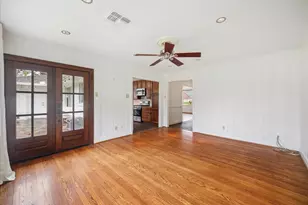 10 Pom Ct, Spring Valley, TX 77055 - Photo 8