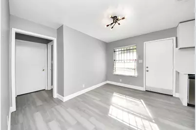 5606 Elmlawn Drive, Houston, TX 77033 - Photo 28