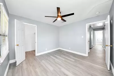 5606 Elmlawn Drive, Houston, TX 77033 - Photo 10
