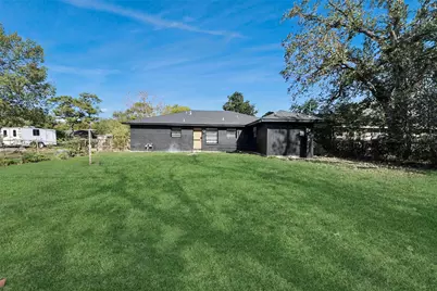 5606 Elmlawn Drive, Houston, TX 77033 - Photo 36