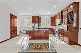 6018 Kirby Dr, West University Place, TX 77005 - Photo 6