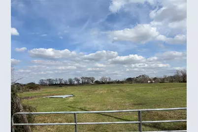 120 Hatton Road, Wharton, TX 77488 - Photo 4