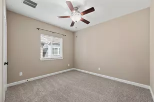8910 Highgate Ln, Houston, TX 77080 - Photo 20