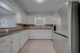 8110 Bent Oak Ln, Spring, TX 77379 - Photo 16