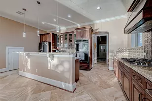 2011 Crescent Dr, La Porte, TX 77571 - Photo 16