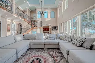 2011 Crescent Dr, La Porte, TX 77571 - Photo 8