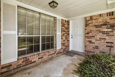 208 Garden Drive, Friendswood, TX 77546 - Photo 2