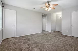 208 Garden Dr, Friendswood, TX 77546 - Photo 18