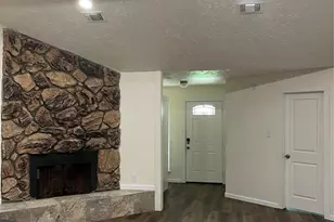 14847 Shottery Dr, Houston, TX 77015 - Photo 2