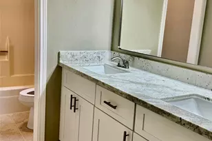 2414 Manila Ln, Houston, TX 77043 - Photo 14