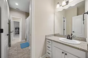 874 W Forest Dr, Houston, TX 77079 - Photo 30