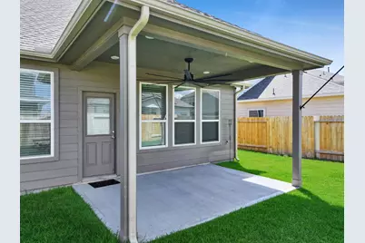 766 Dewberry Road, La Marque, TX 77568 - Photo 10