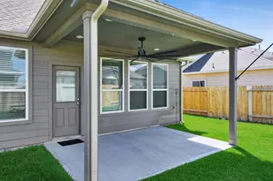 766 Dewberry Rd, La Marque, TX 77568 - Photo 10