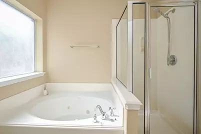 9127 Stoneleigh Drive, Sugar Land, TX 77479 - Photo 18