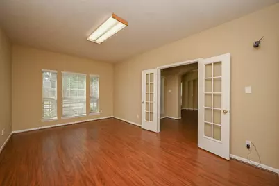 9127 Stoneleigh Drive, Sugar Land, TX 77479 - Photo 20