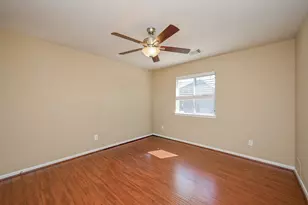 9127 Stoneleigh Dr, Sugar Land, TX 77479 - Photo 30