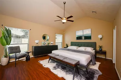 9127 Stoneleigh Drive, Sugar Land, TX 77479 - Photo 16