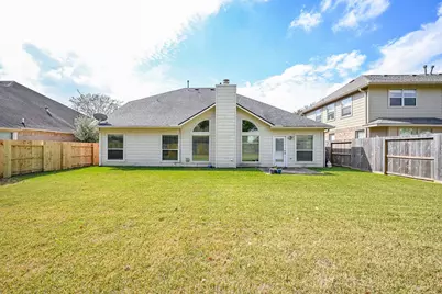 9127 Stoneleigh Drive, Sugar Land, TX 77479 - Photo 32