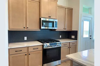 9402 Autumn Vale Drive, Missouri City, TX 77459 - Photo 10
