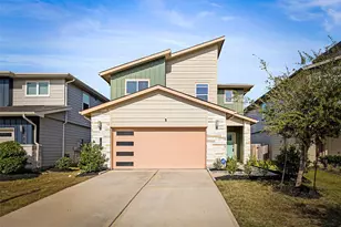 2823 Kennet Manor Dr, Houston, TX 77047 - Photo 2