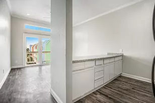 7820 Seawall Blvd, Galveston, TX 77551 - Photo 8