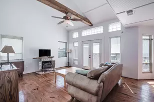 140 Ocean View Dr, Crystal Beach, TX 77650 - Photo 26