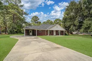 201 County Rd 2234, Cleveland, TX 77327 - Photo 1